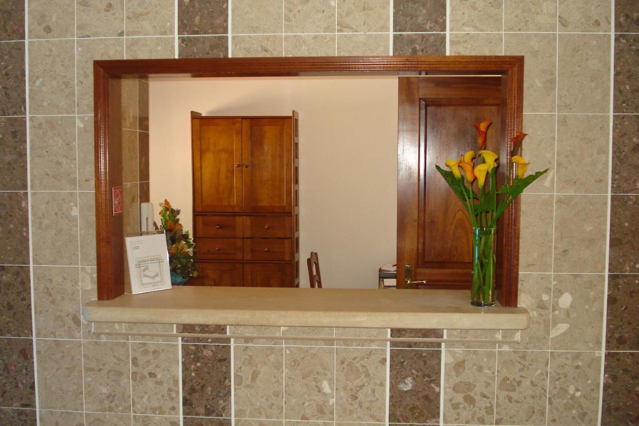 Castro Hotel Águeda Buitenkant foto